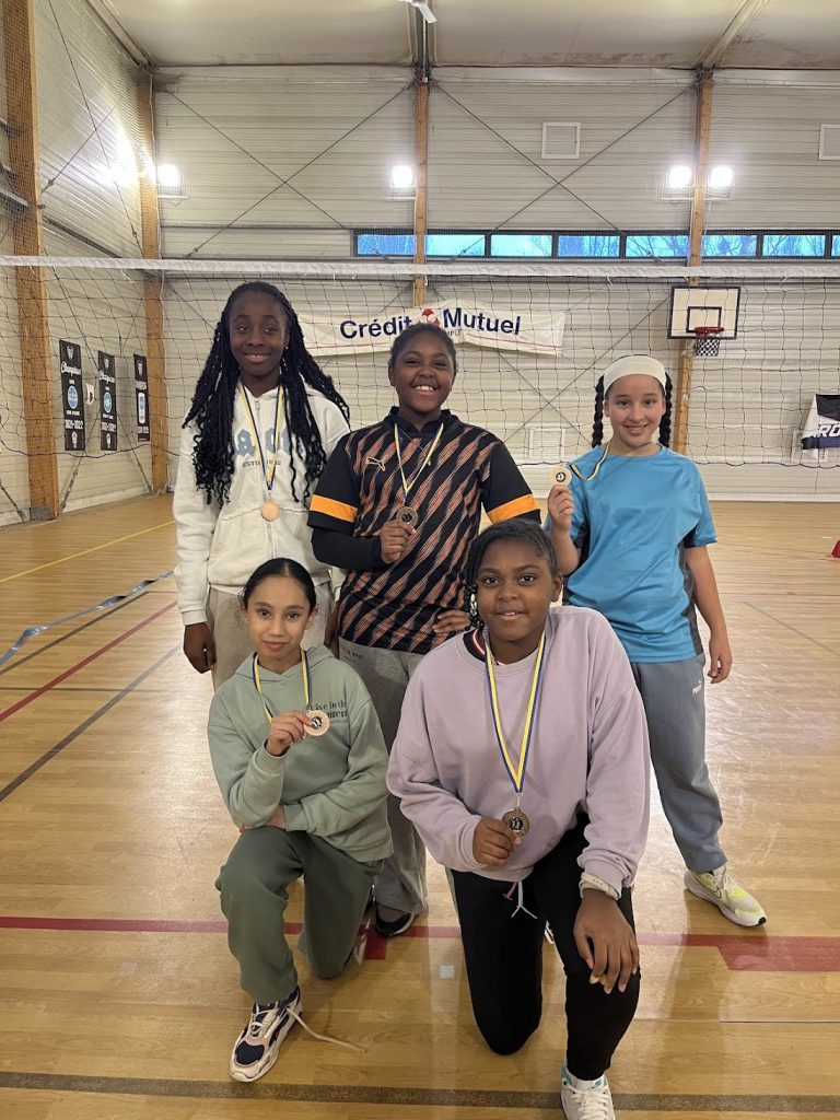 IMG_7413-768x1024 Compétition Volley-Ball district 03/12/25